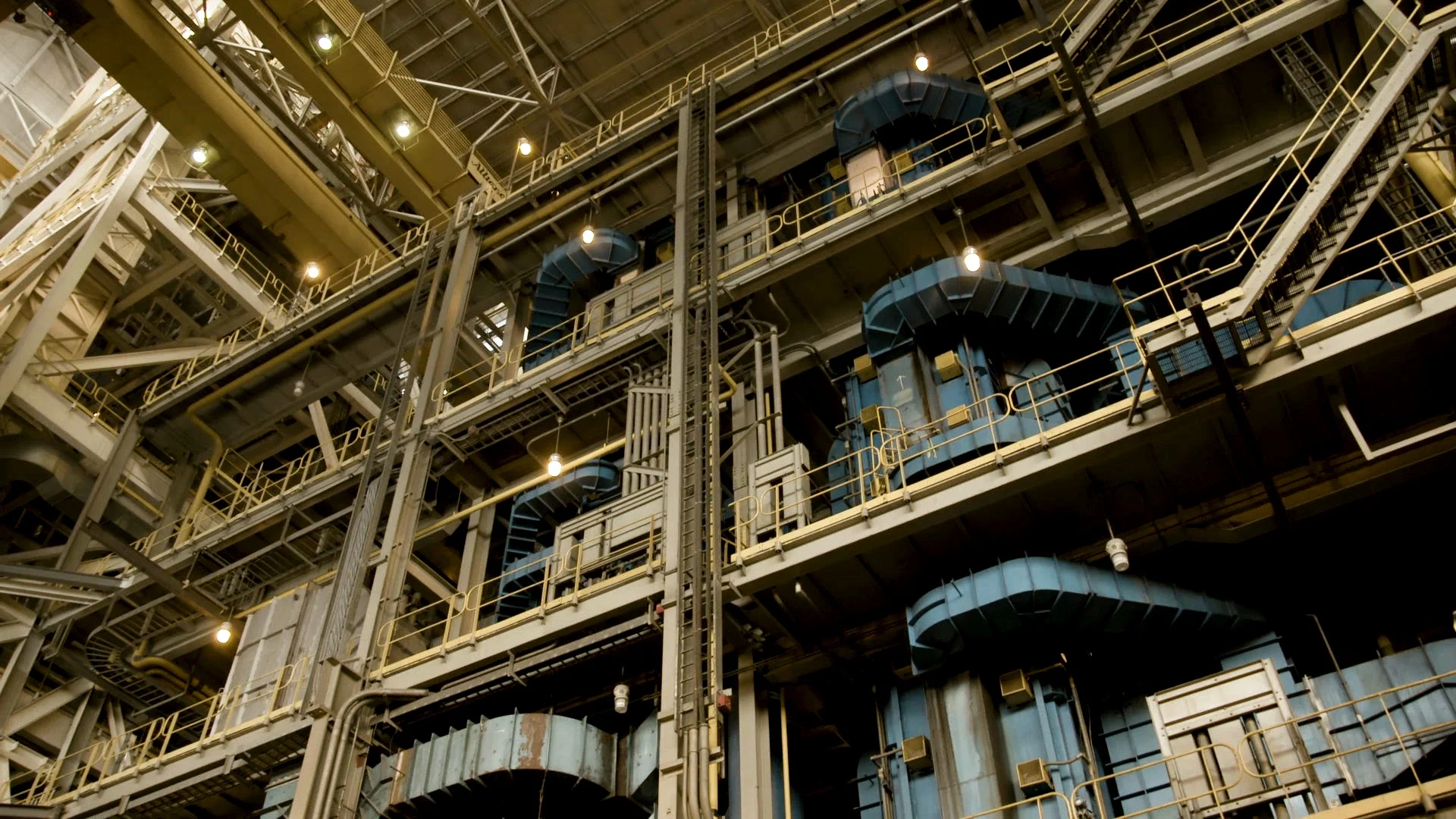 interior-modern-steel-factory-wide-090007576_prevstill